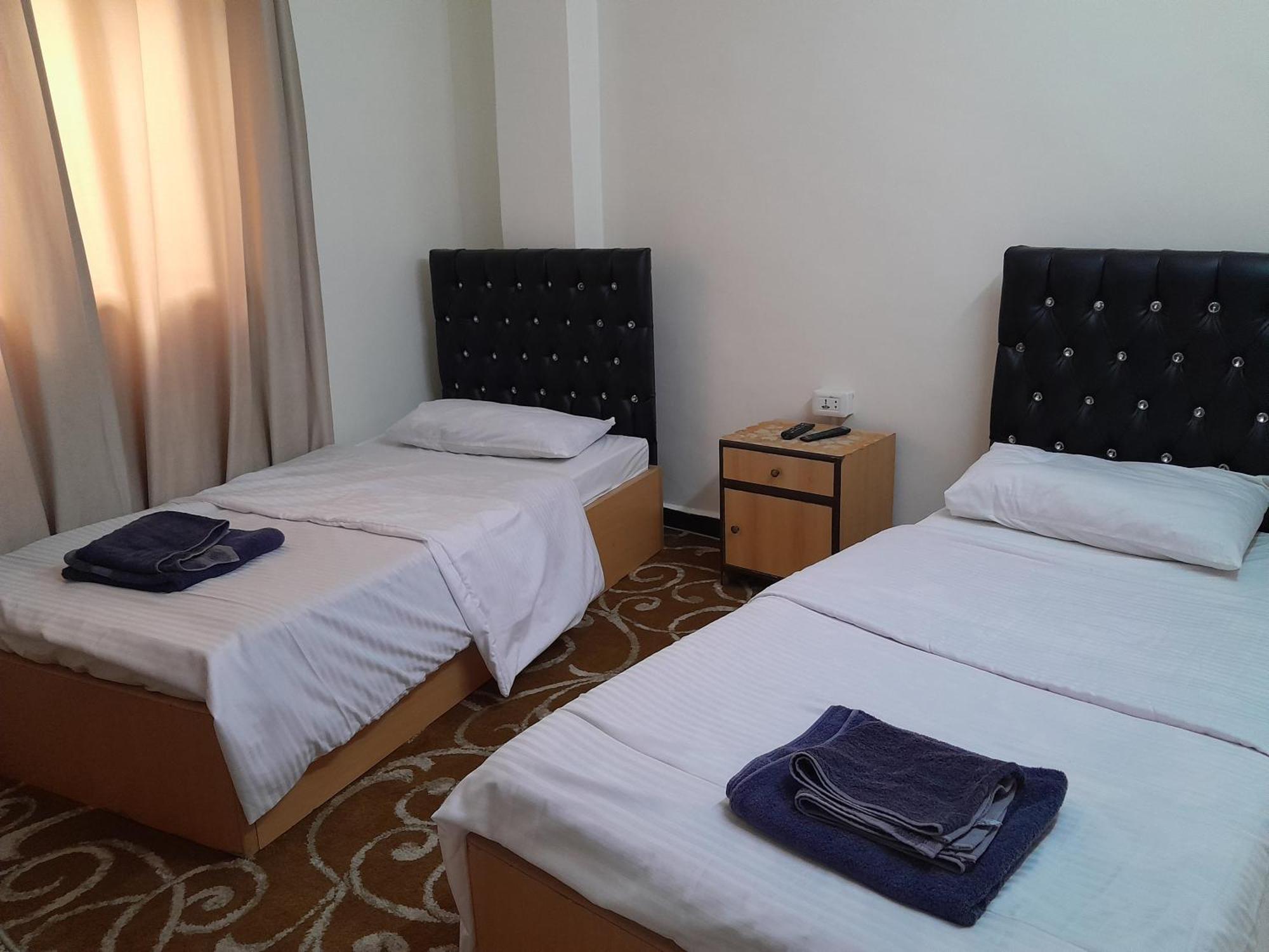 Hamoudah Hotel Амман Екстер'єр фото