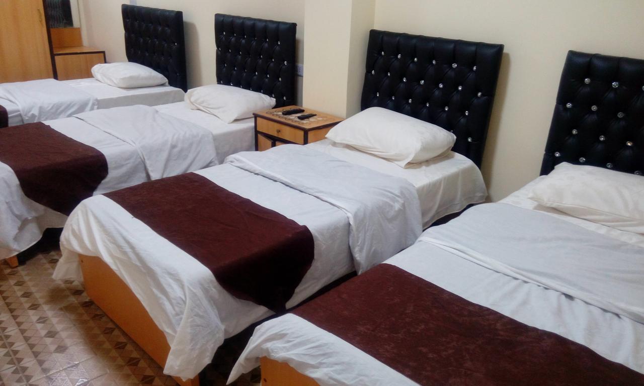 Hamoudah Hotel Амман Екстер'єр фото